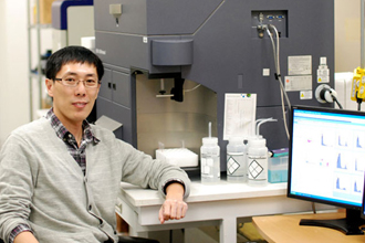 吳憶貧博士（醫(yī)學(xué)博士）